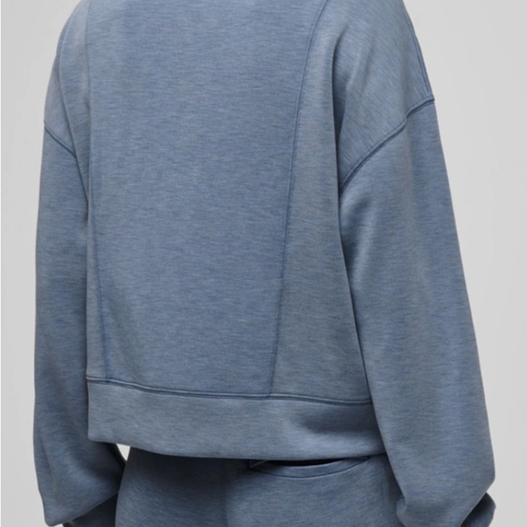NWT TravisMathew Women's Skyloft Soft Half-Zip, EXTREMELY soft, size XS, blue - Picture 10 of 12